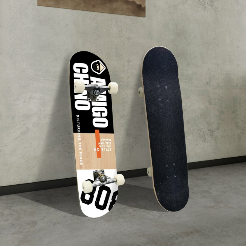 Amigo Chino 808 Skateboard